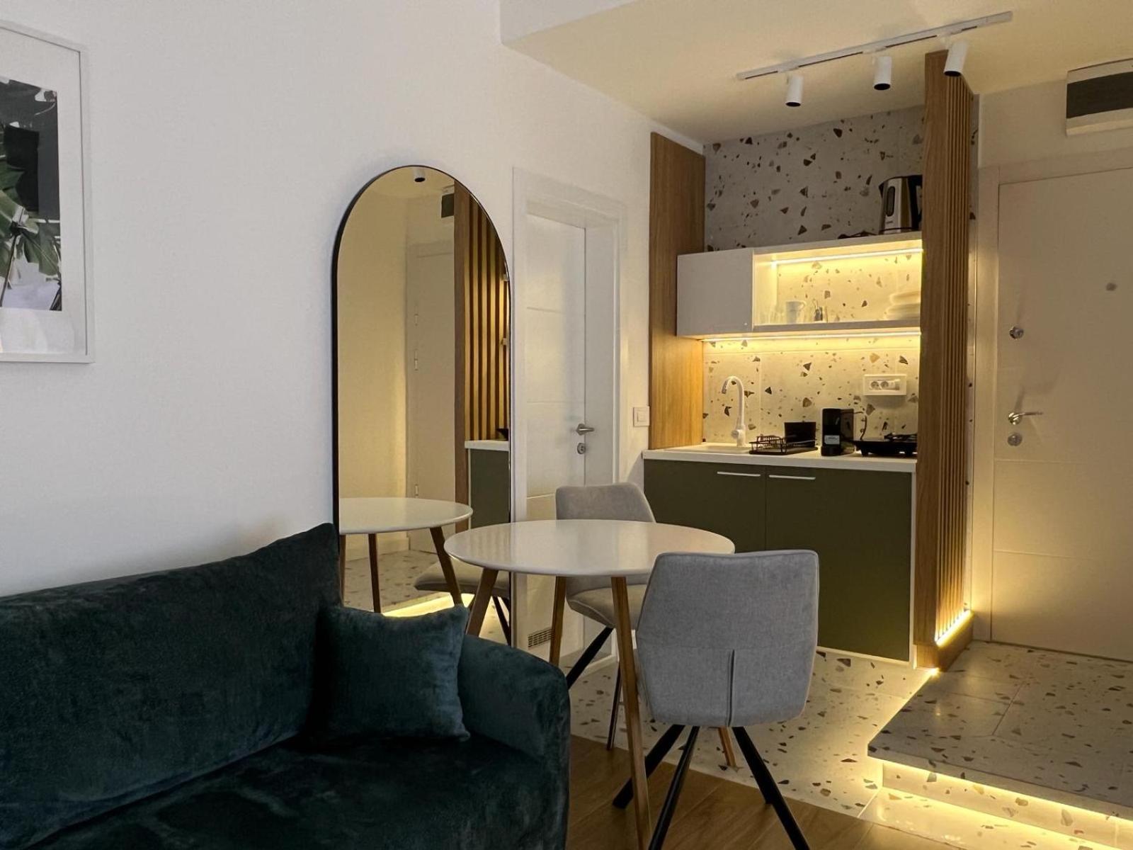 Apartament Red Riding Hood Belgrad Zewnętrze zdjęcie